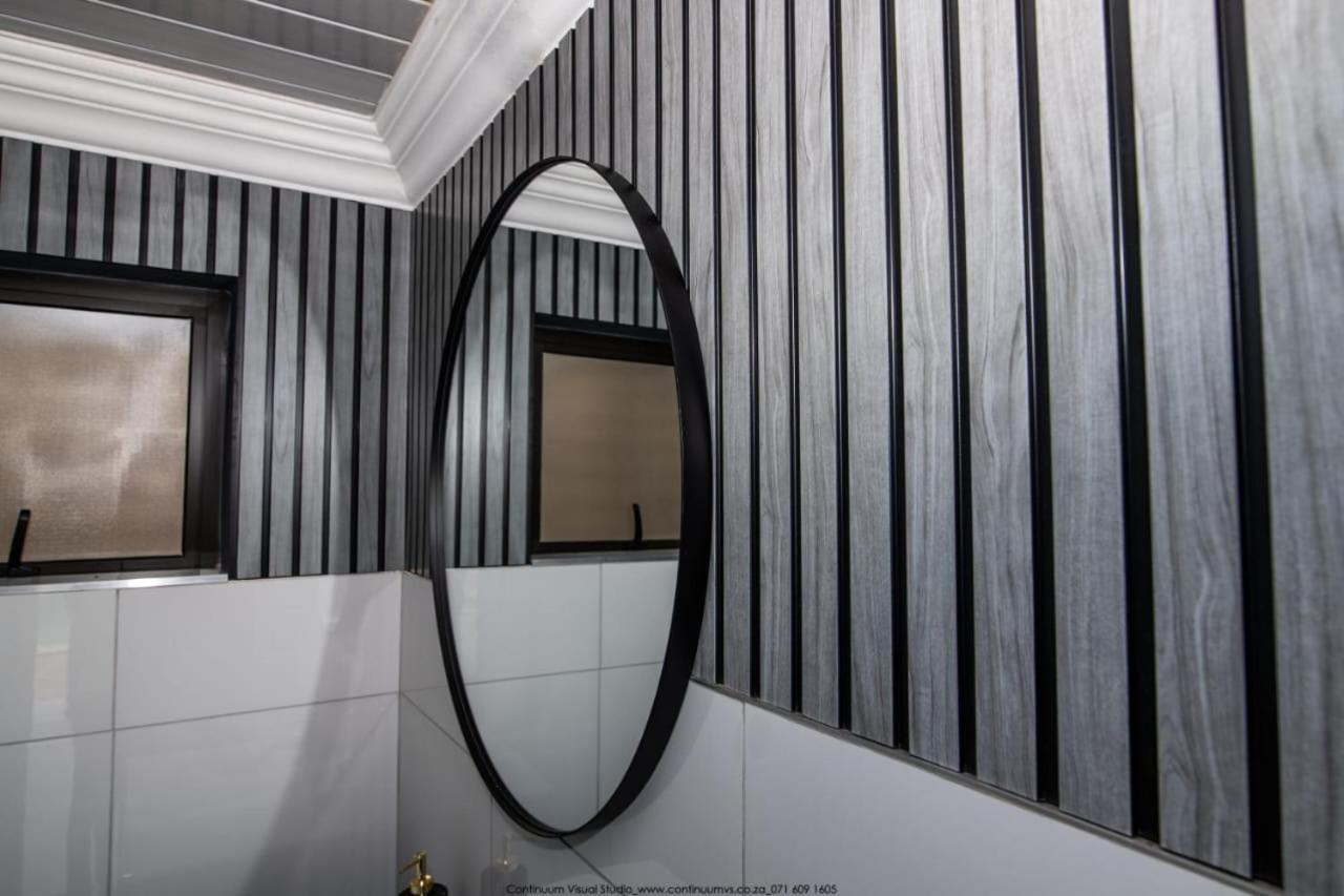 The Fine Line Lodge Pretoria-Noord Εξωτερικό φωτογραφία