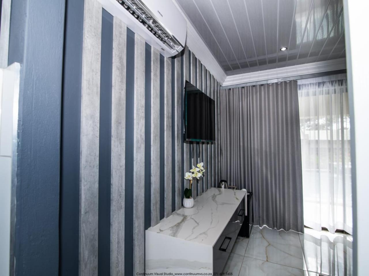 The Fine Line Lodge Pretoria-Noord Εξωτερικό φωτογραφία